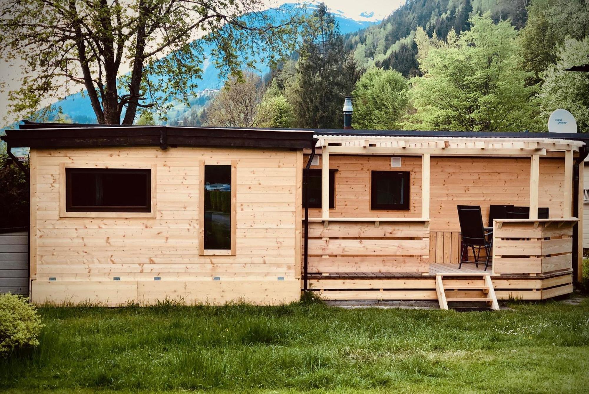 Mountainview Lodge - Chalet Im Zillertal Direkt Am 5 Sterne Campingplatz Aufenfeld Mit Hallenbad Und Sauna Aschau Im Zillertal Экстерьер фото